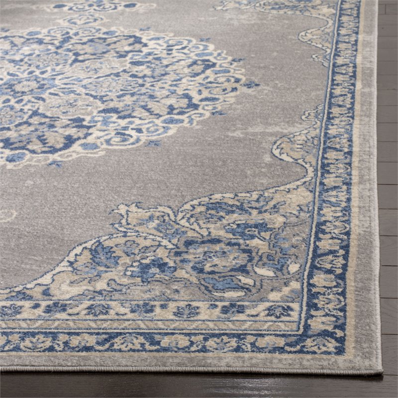 Safavieh Brentwood 5'3