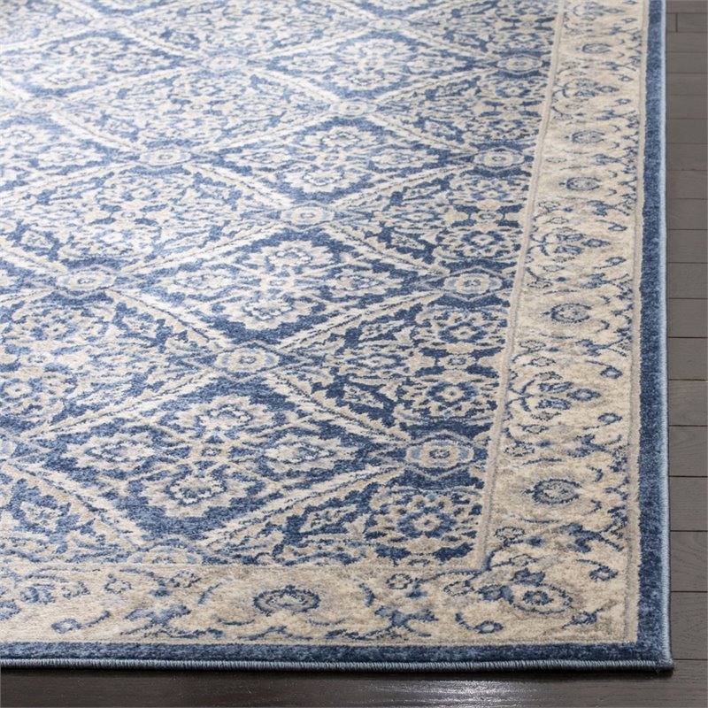 Safavieh Brentwood 4' x 6' Rug in Navy and Cream