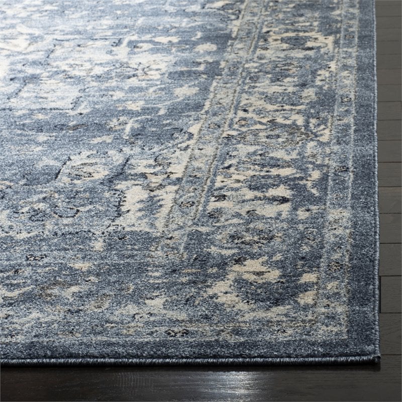 Safavieh Charleston 4' x 6' Rug in Navy and Cream