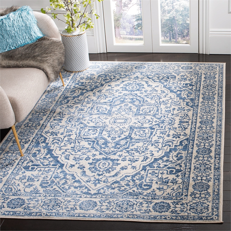 Safavieh Brentwood 5'3