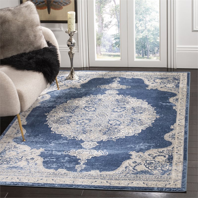 Safavieh Brentwood 5'3