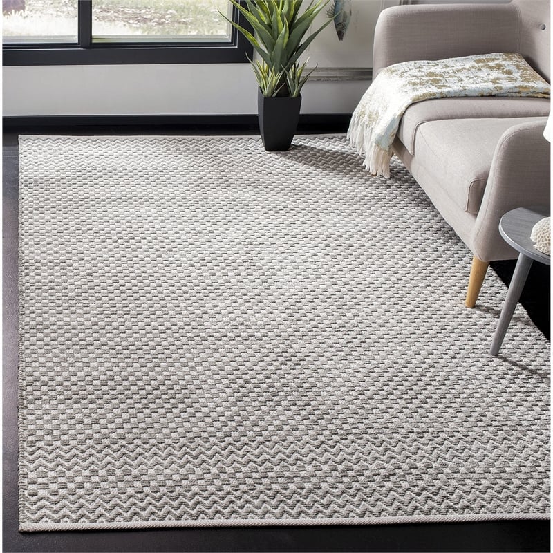 Safavieh Boston 3' x 5' Hand Tufted Rug in Taupe
