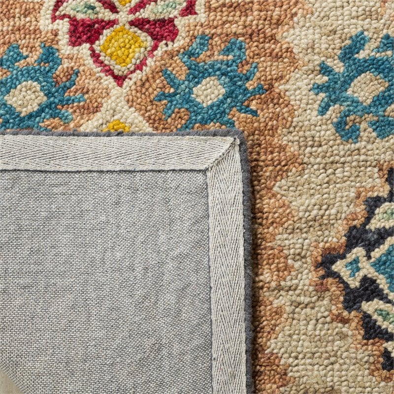 Safavieh Aspen 4' x 6' Hand Tufted Wool Rug