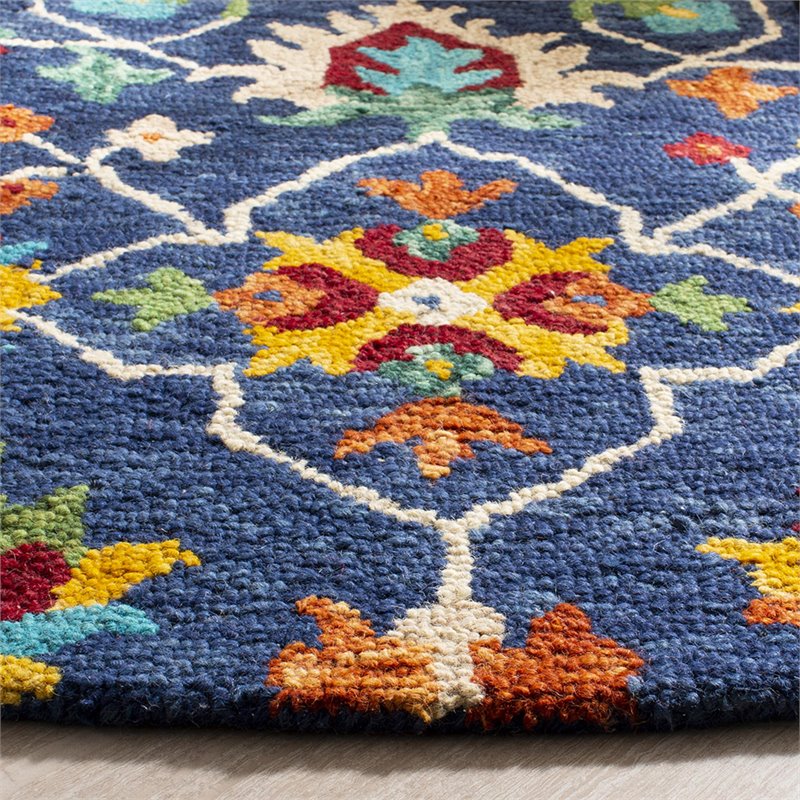 Safavieh Aspen 7' Round Hand Tufted Wool Rug in Navy and Red
