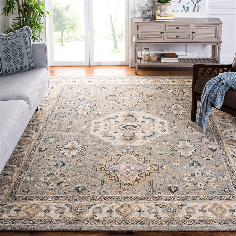 Safavieh Aspen 8' x 10' Hand Tufted Wool Rug in Moss and Ivory