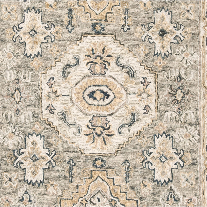 Safavieh Aspen 8' x 10' Hand Tufted Wool Rug in Moss and Ivory