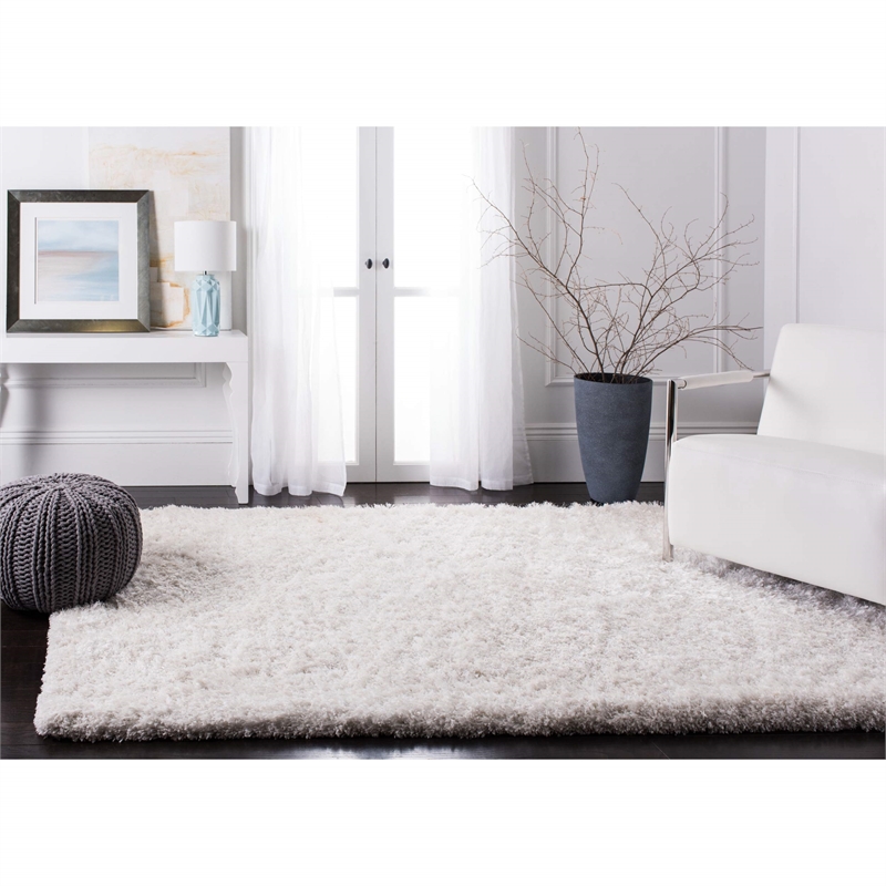 Safavieh Atlantic 5' x 8' Hand Tufted Shag Rug in Ivory