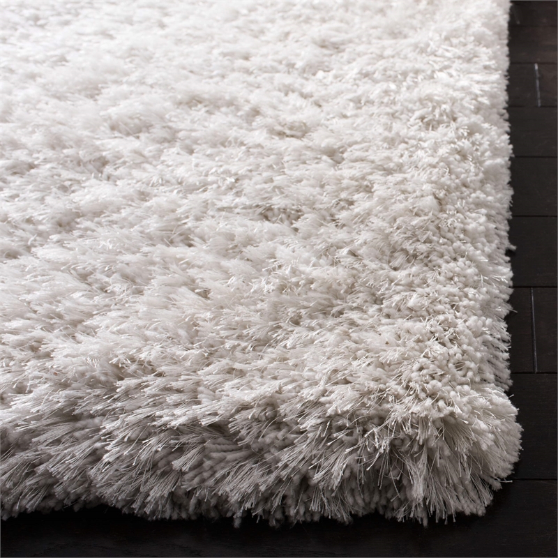 Safavieh Atlantic 5' x 8' Hand Tufted Shag Rug in Ivory