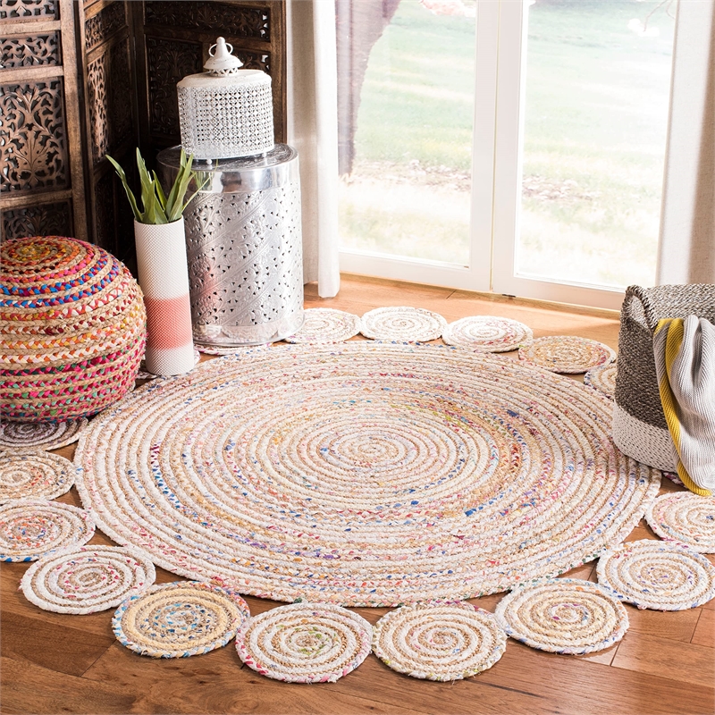Safavieh Cape Cod 5' Round Hand Woven Jute Rug in Ivory and Natural