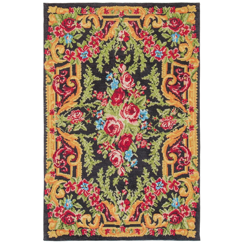 Safavieh Classic Vintage 4' x 6' Rug in Black and Rose