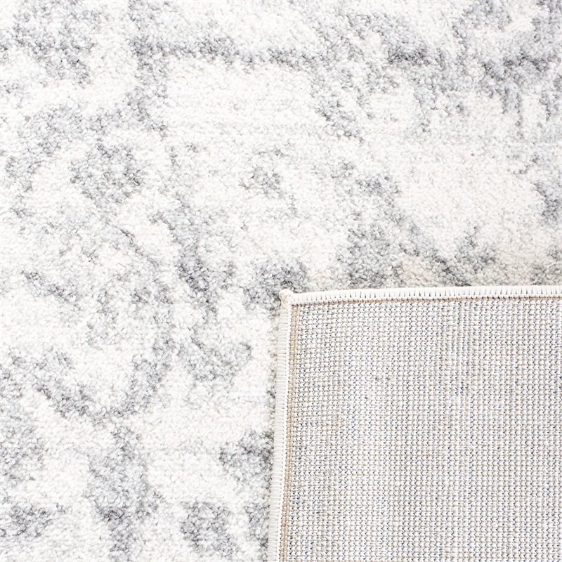 Safavieh Madison 8' x 10' Rug in Silver and Ivory