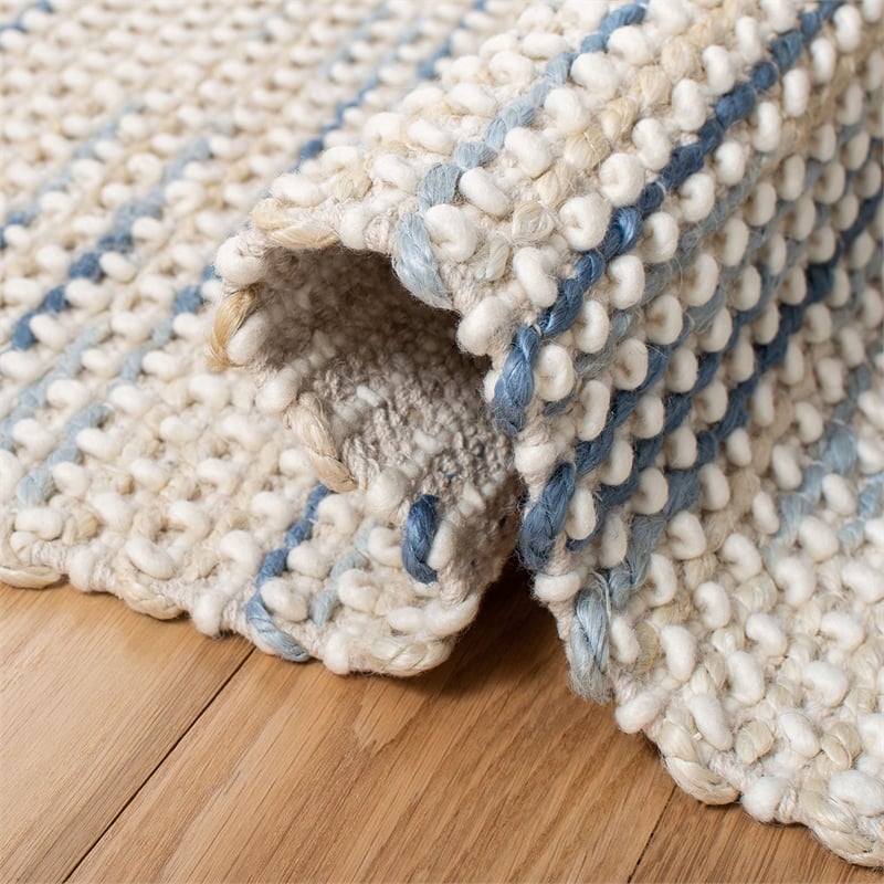 Safavieh Natura 3' x 5' Hand Woven Wool Rug in Black and Ivory