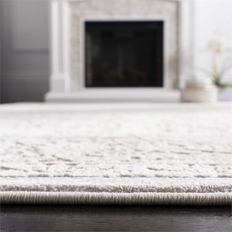 Safavieh Reflection 4' x 6' Rug in Cream and Ivory