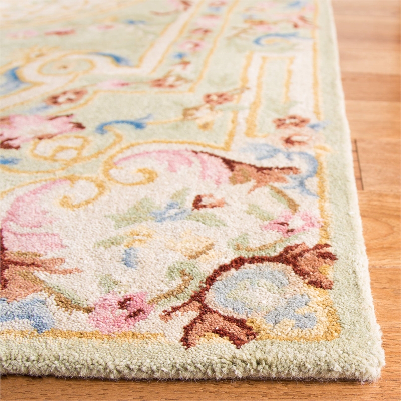 Safavieh Savonnerie 4' x 6' Hand Tufted Wool Rug in Sage and Blue