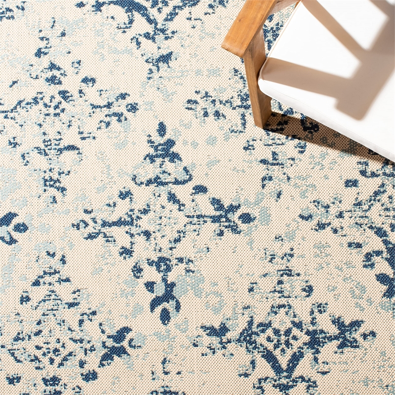 Safavieh Savonnerie 6' Square Hand Tufted Wool Rug in Sage and Blue