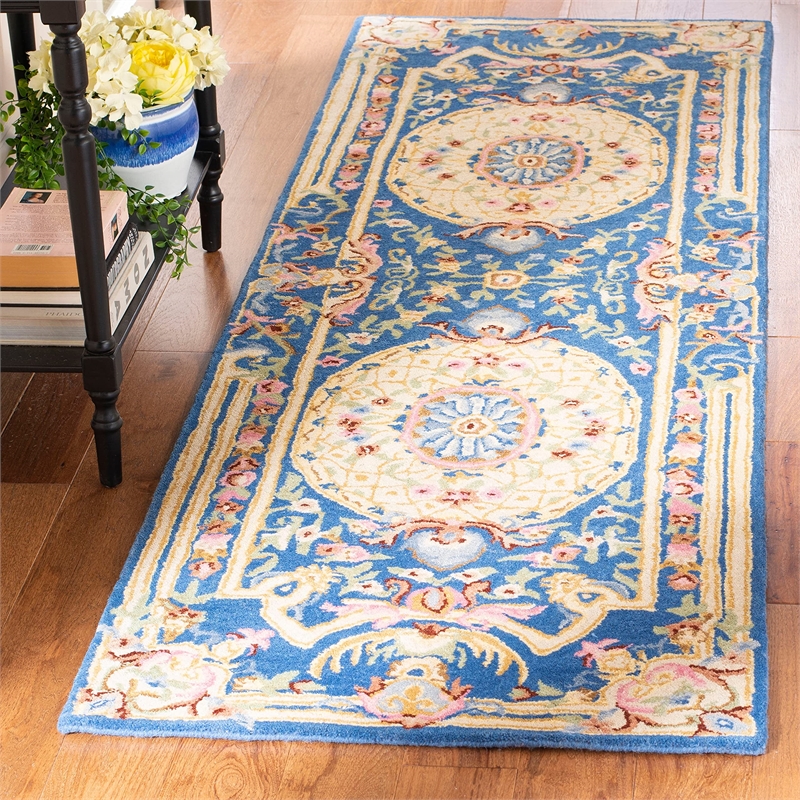 Safavieh Savonnerie 9' x 12' Hand Tufted Wool Rug in Sage and Blue