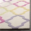 Safavieh 6' x 9' Hand Tufted Wool Rug in Ivory