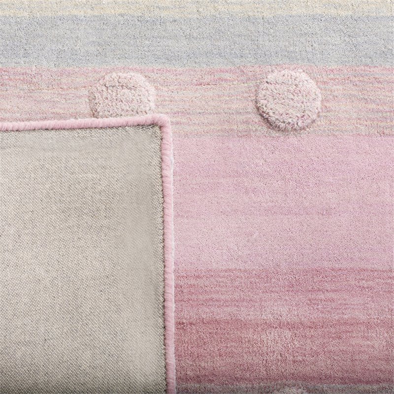Safavieh 8' x 10' Hand Loomed Wool Rug in Light Blue and Pink