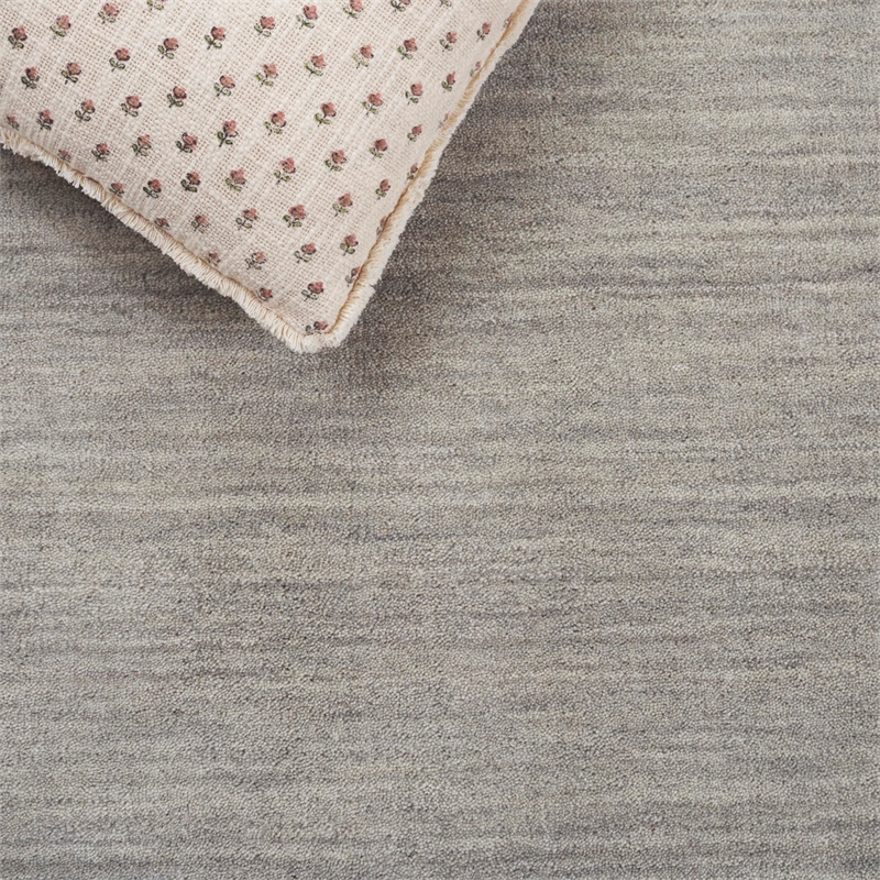 Safavieh 5' Square Hand Loomed Wool Rug in Gray and Ivory