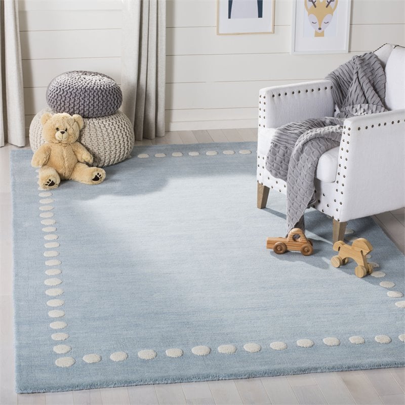 Safavieh 5' x 8' Hand Loomed Wool Rug in Blue and Ivory