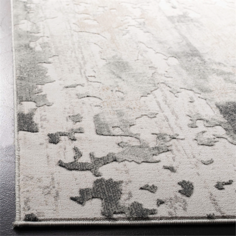Safavieh Vogue 4' X 6' Polyester Power Loomed Rug In Beige And Charcoal