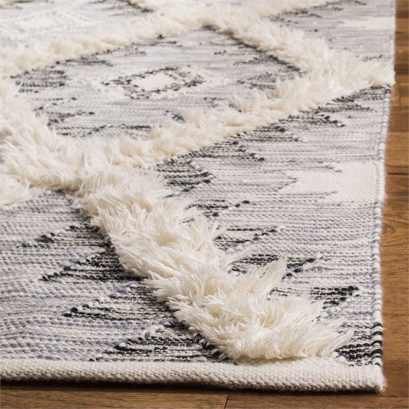 Safavieh Kenya 9' x 12' Hand Woven Shag Wool Rug in Charcoal and Ivory