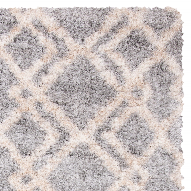 Safavieh Berber 4' x 6' Shag Rug in Gray and Ivory