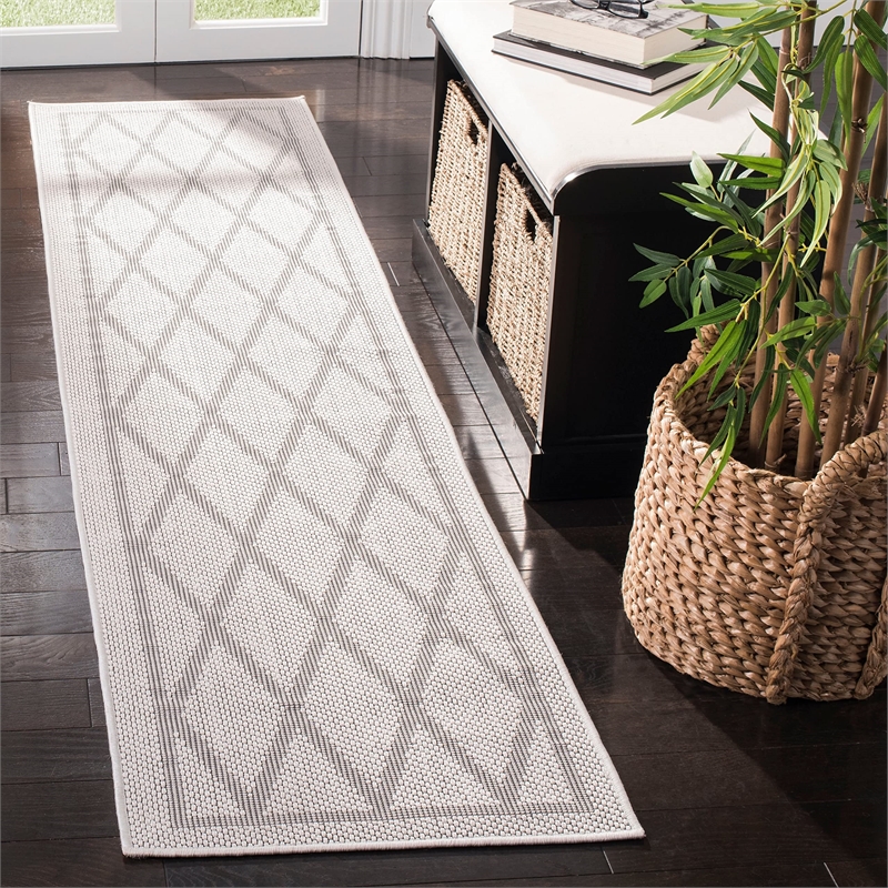 Safavieh Bermuda 9' x 12' Rug in Ivory and Light Gray