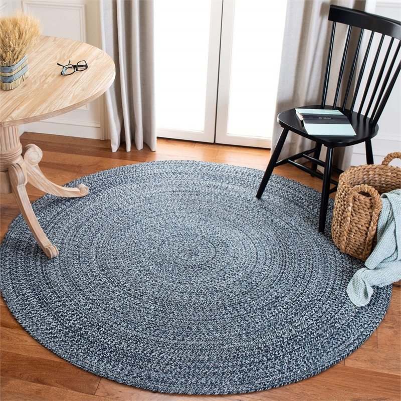 Safavieh Braided 3' Round Hand Woven Rug in Navy and Ivory