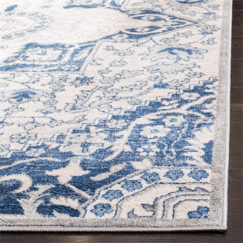 Safavieh Brentwood 4' x 6' Rug in Ivory and Blue