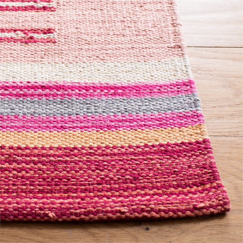 Safavieh Cotton Kilim 4' x 6' Hand Loomed Rug in Red and Ivory