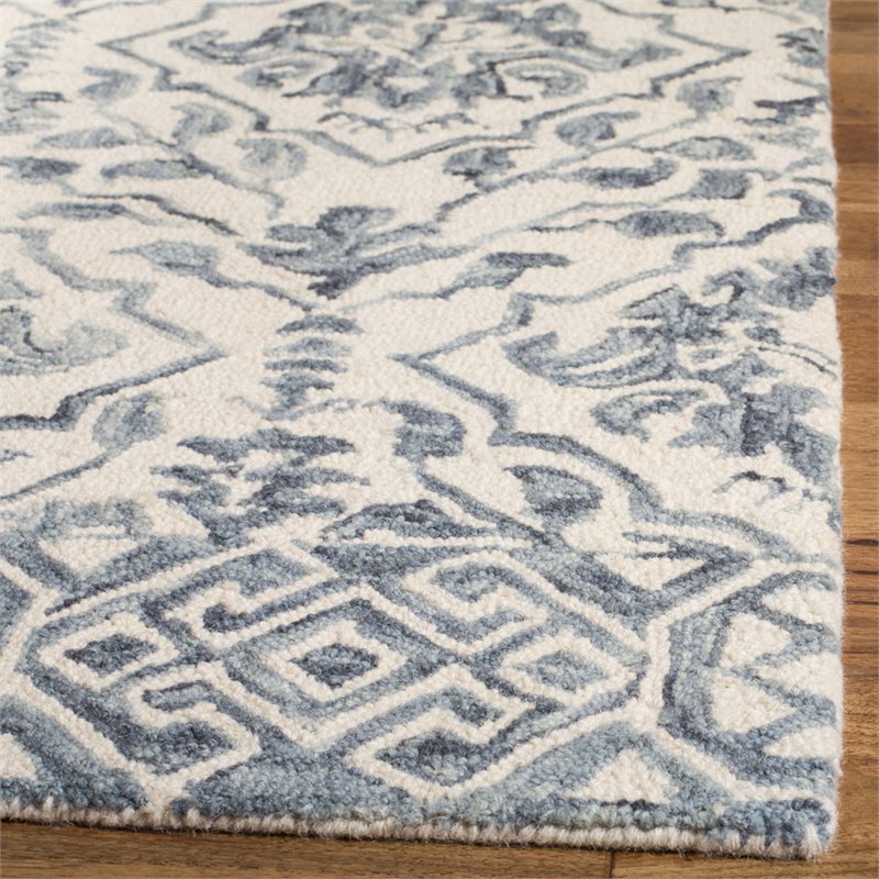 Safavieh Dip Dye 4' x 6' Hand Tufted Wool Rug in Blue and Ivory