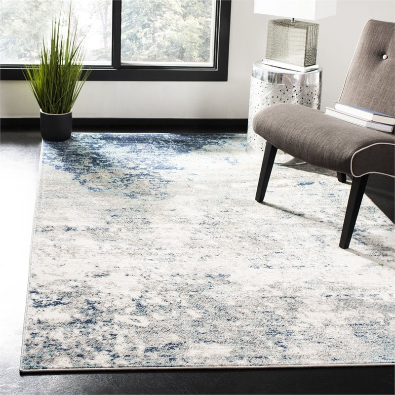 Safavieh Jasper 4' x 6' Rug in Blue and Gray