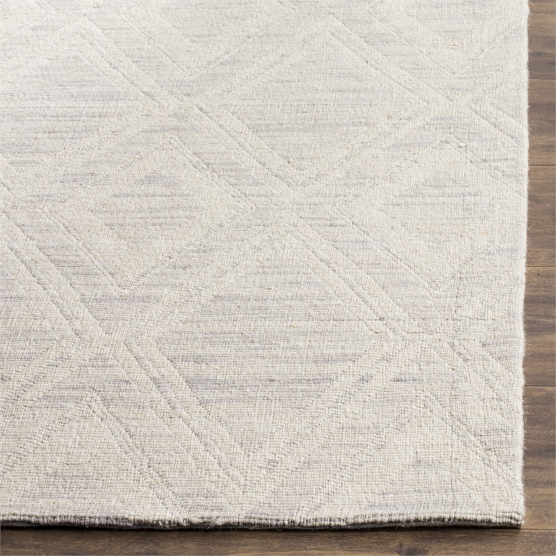 Safavieh Marbella 10' x 14' Hand Loomed Wool Rug in Gray and Ivory