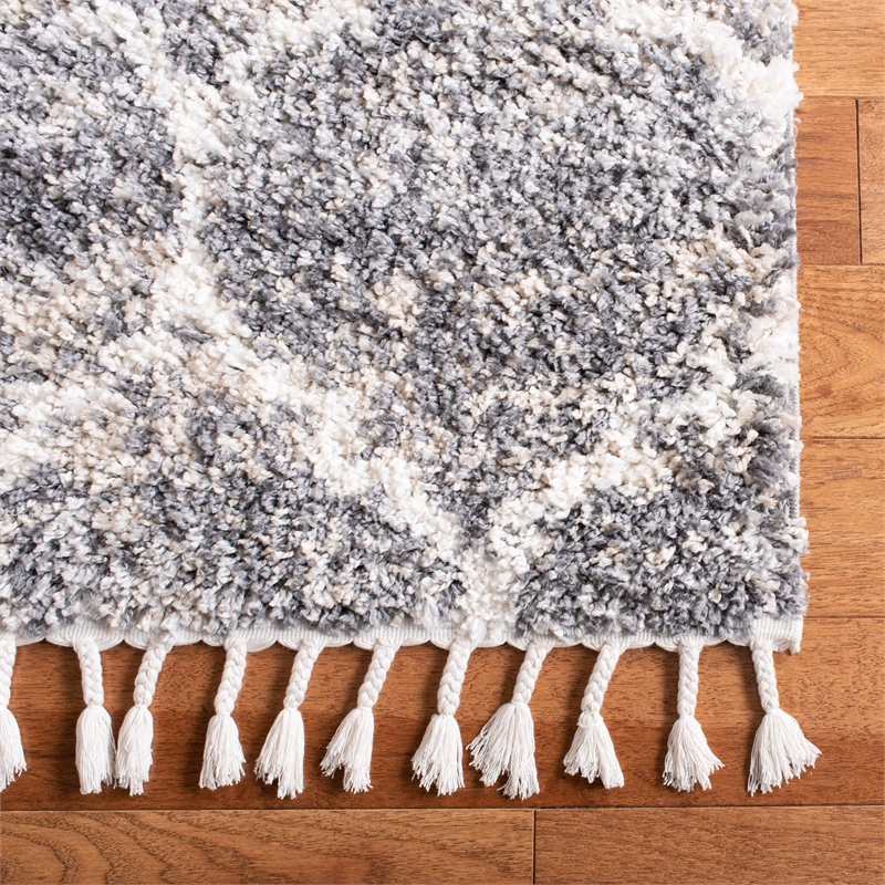 Safavieh Melrose 4' x 6' Shag Rug in Dark Gray and Ivory