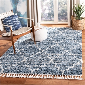 Safavieh Melrose 4' x 6' Shag Rug in Navy and Ivory