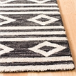 Safavieh Micro-Loop 4' x 6' Hand Tufted Wool Rug in Charcoal and Ivory