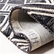 Safavieh Micro-Loop 4' x 6' Hand Tufted Wool Rug in Charcoal and Ivory