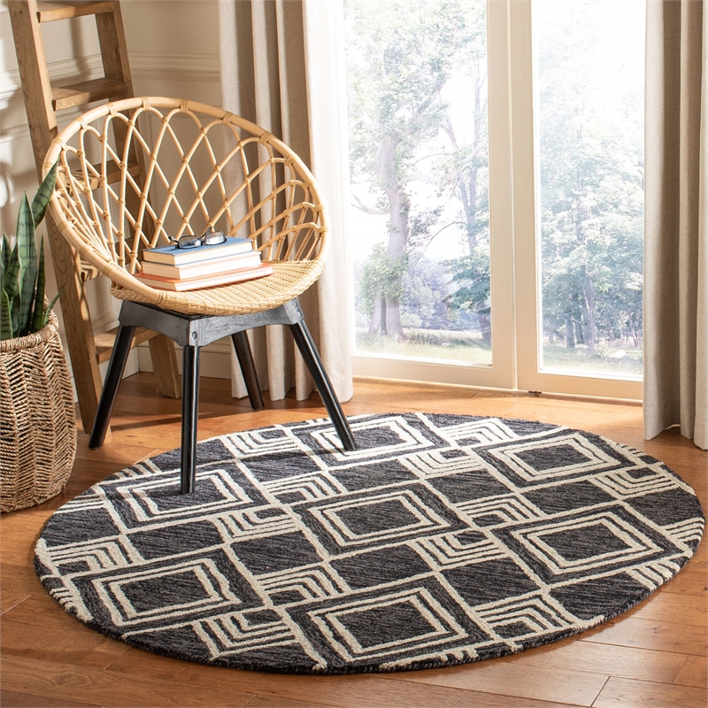 Safavieh Micro-Loop 5' Round Hand Tufted Wool Rug in Charcoal