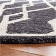 Safavieh Micro-Loop 5' Round Hand Tufted Wool Rug in Charcoal