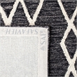 Safavieh Micro-Loop 8' x 10' Hand Tufted Wool Rug in Charcoal
