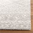 Safavieh Micro-Loop 4' x 6' Hand Tufted Wool Rug in Gray and Ivory