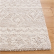 Safavieh Micro-Loop 5' x 8' Hand Tufted Wool Rug in Gray and Ivory