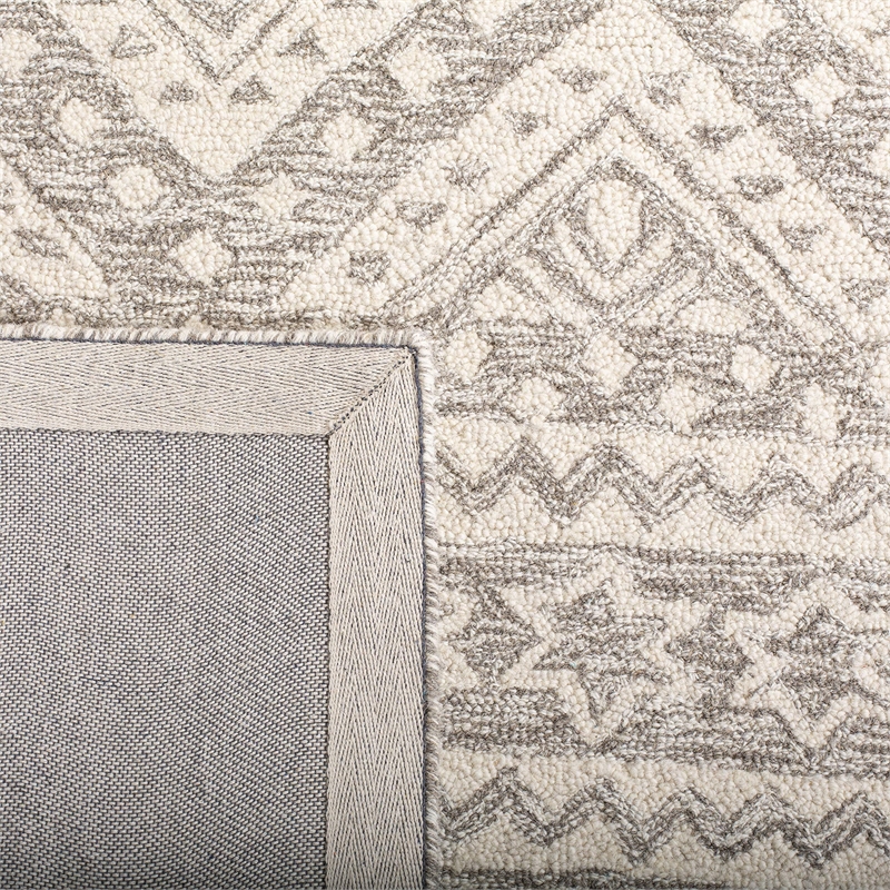 Safavieh Micro-Loop 5' Square Hand Tufted Wool Rug in Gray and Ivory