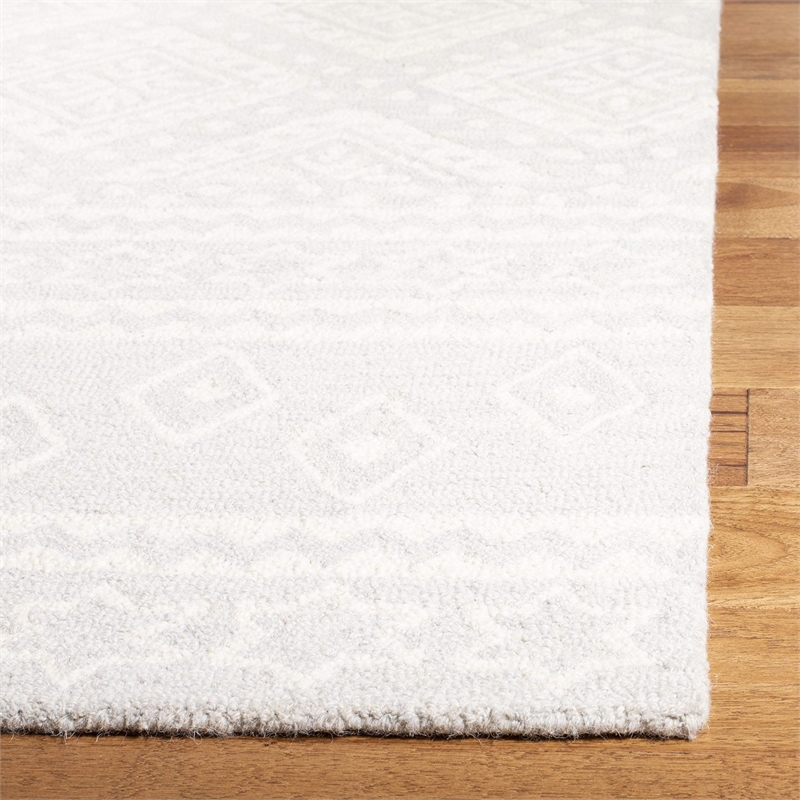 Safavieh Micro-Loop 5' Square Hand Tufted Wool Rug in Gray and Ivory