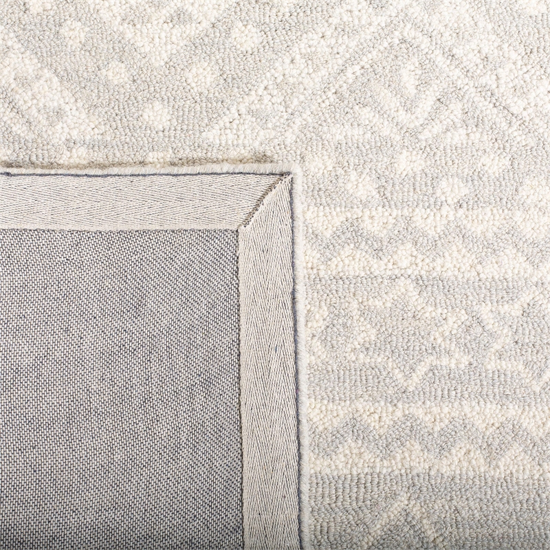 Safavieh Micro-Loop 5' Square Hand Tufted Wool Rug in Gray and Ivory
