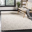 Safavieh Micro-Loop 2'6