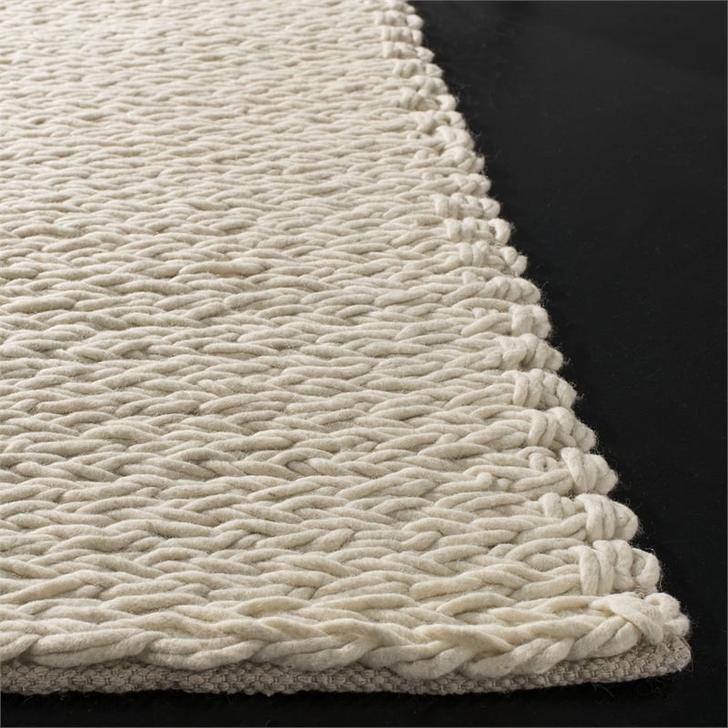 Safavieh Natura 8' x 10' Hand Woven Wool Rug in Ivory