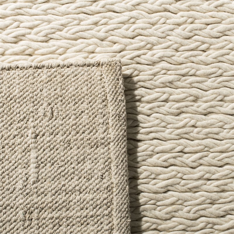 Safavieh Natura 8' x 10' Hand Woven Wool Rug in Ivory