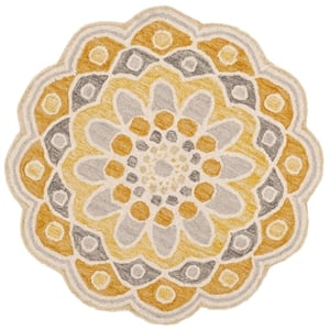 Safavieh Novelty 3' Round Hand Tufted Wool Rug in Gray and Gold